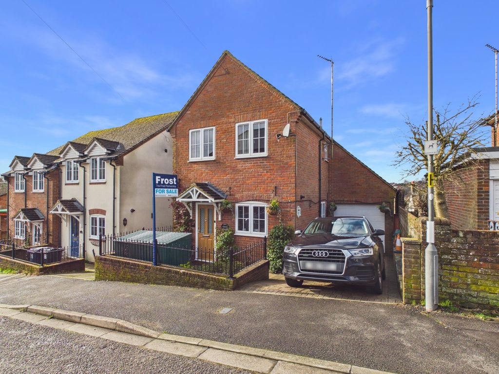 Property photo 1 of 17 Front