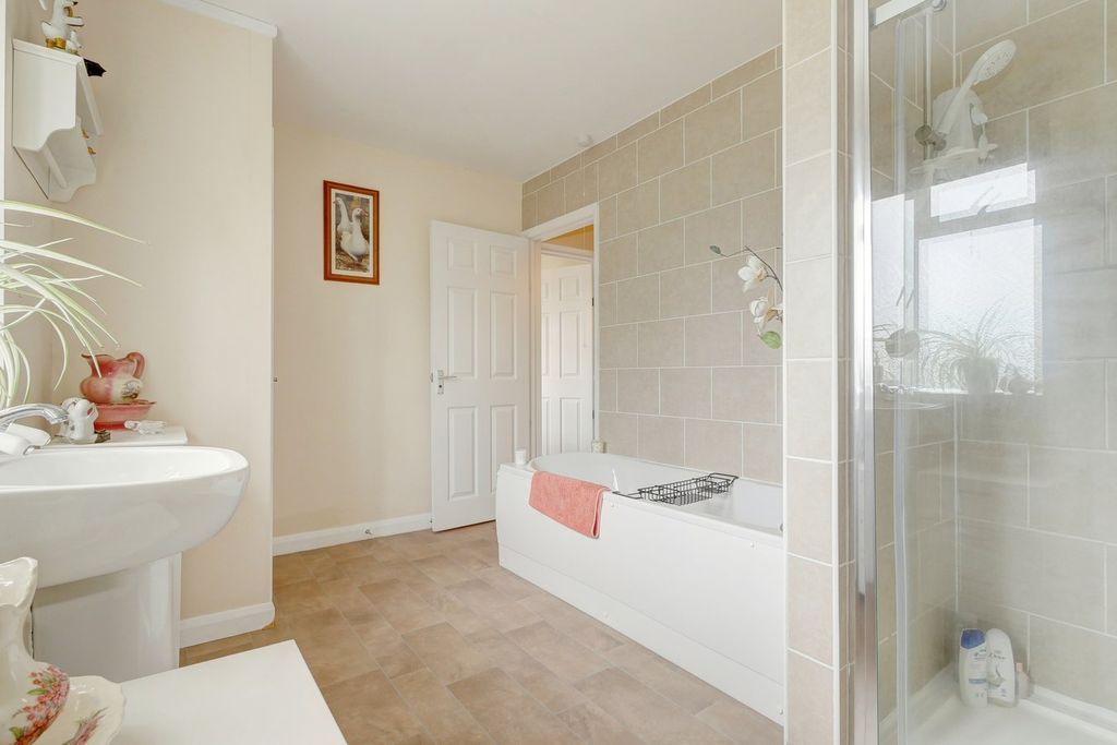 Additional image 35 of 5 bed detached house for saleHawthylands Road, Hailsham BN27
