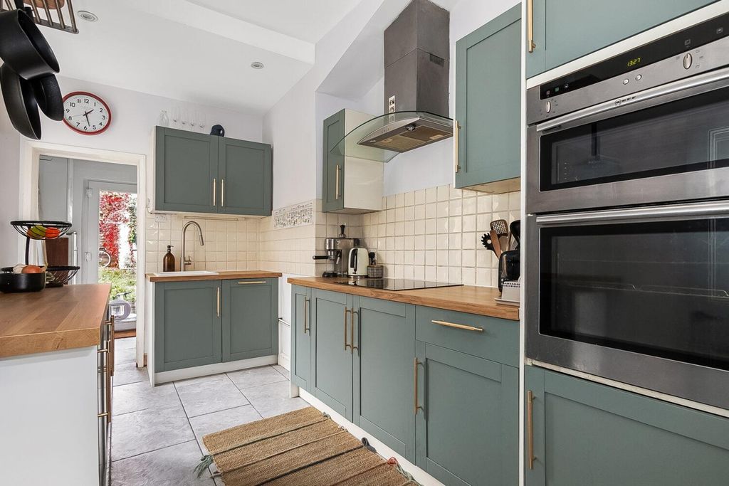 Property photo 3 of 14 R2A0422-5-1500x1000.Jpg