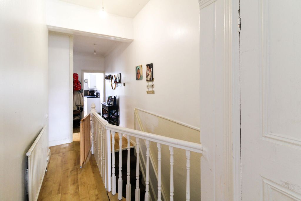 Property photo 3 of 10 Hallway