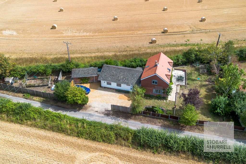 Property photo 2 of 34 Front Aerial