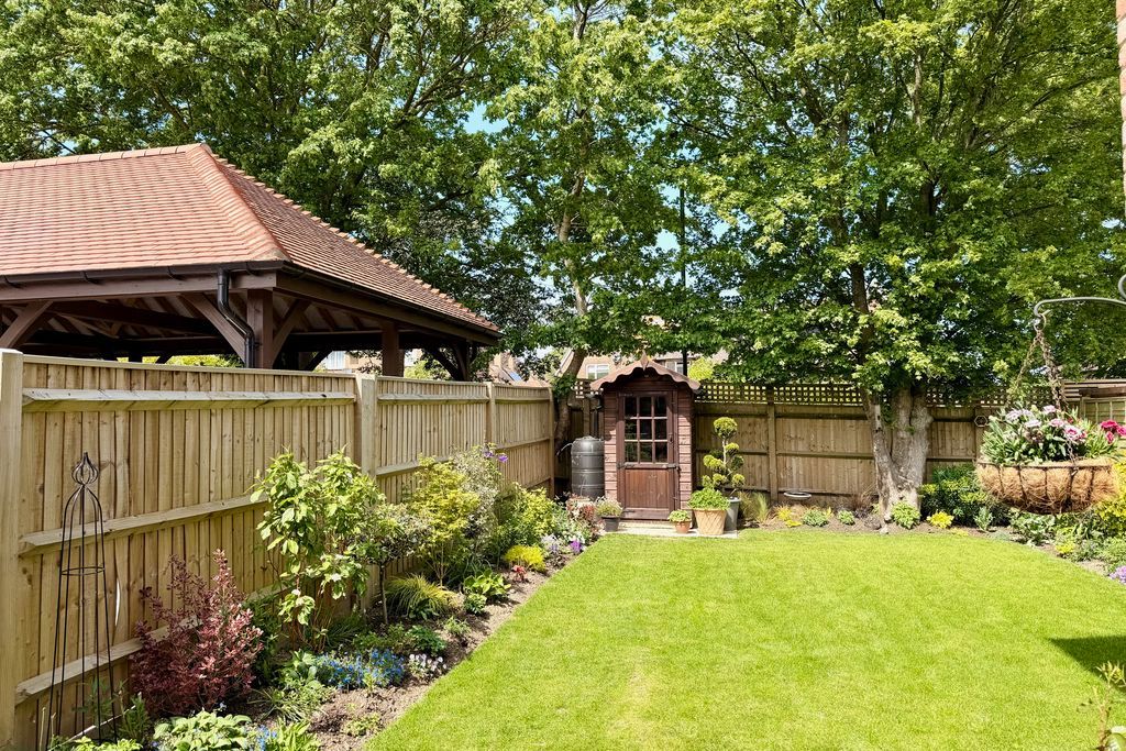 Property photo 3 of 18 Photo 20