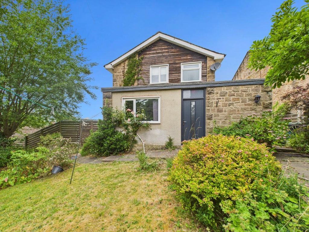 Property photo 1 of 38 Cam05513G0-Pr0020-Still035.Jpg