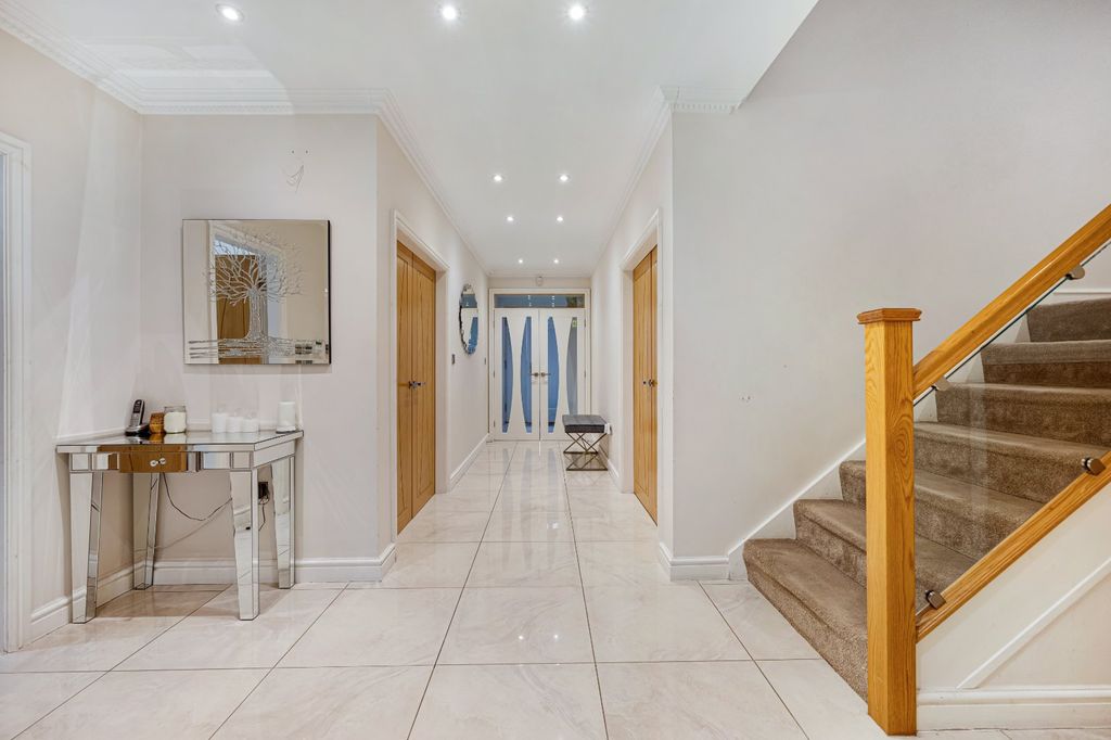 Property photo 2 of 30 Picture 2