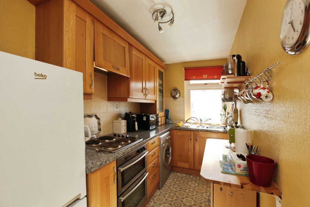 Property photo 2 of 18