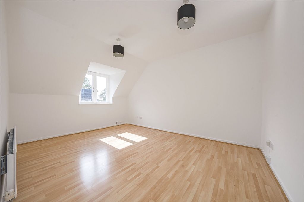 Property photo 2 of 10 Picture No. 02