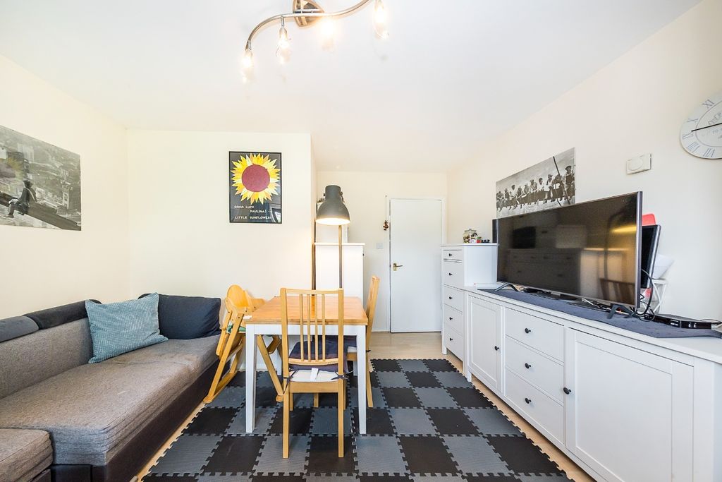 Property photo 3 of 12 2811252
