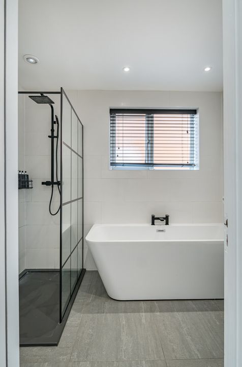 Property photo 3 of 23 13744714690A223A057c4