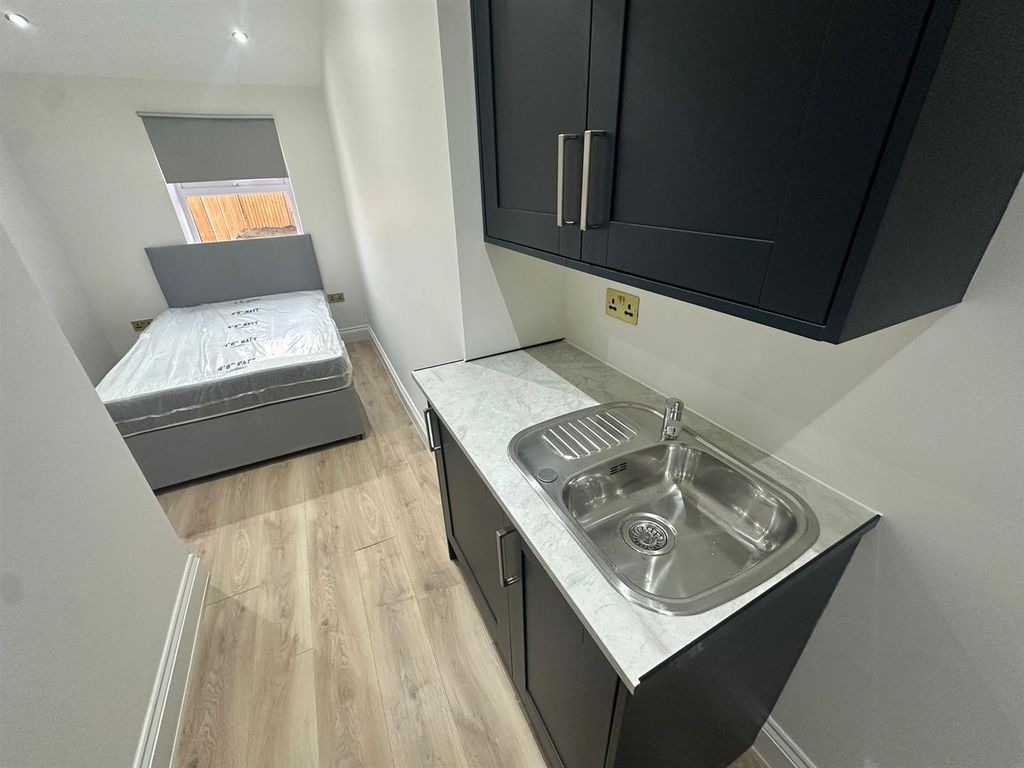 Property photo 2 of 4 9Feef5F8-61d0-4337-97c2-094c18662982.Jpg