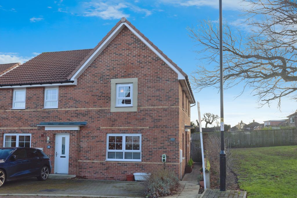 Property photo 2 of 15