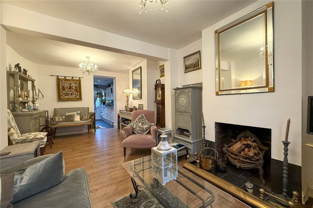 Property photo 2 of 12 Picture No. 05