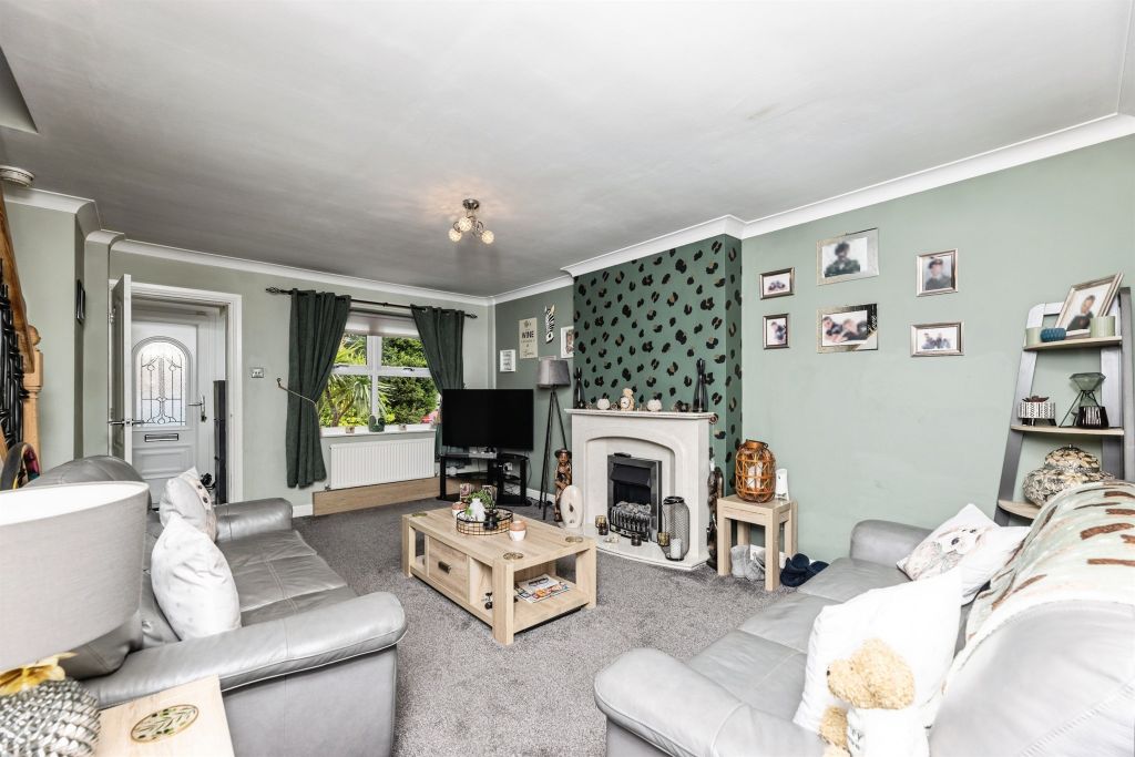 Property photo 3 of 19