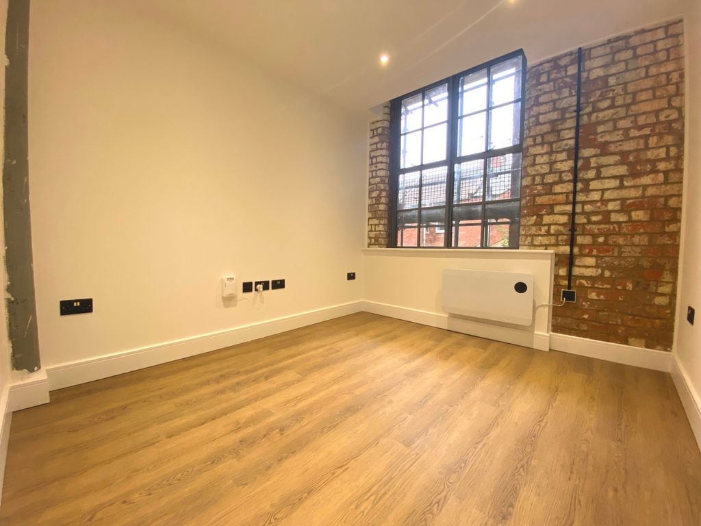 Property photo 3 of 5 Dunster Street