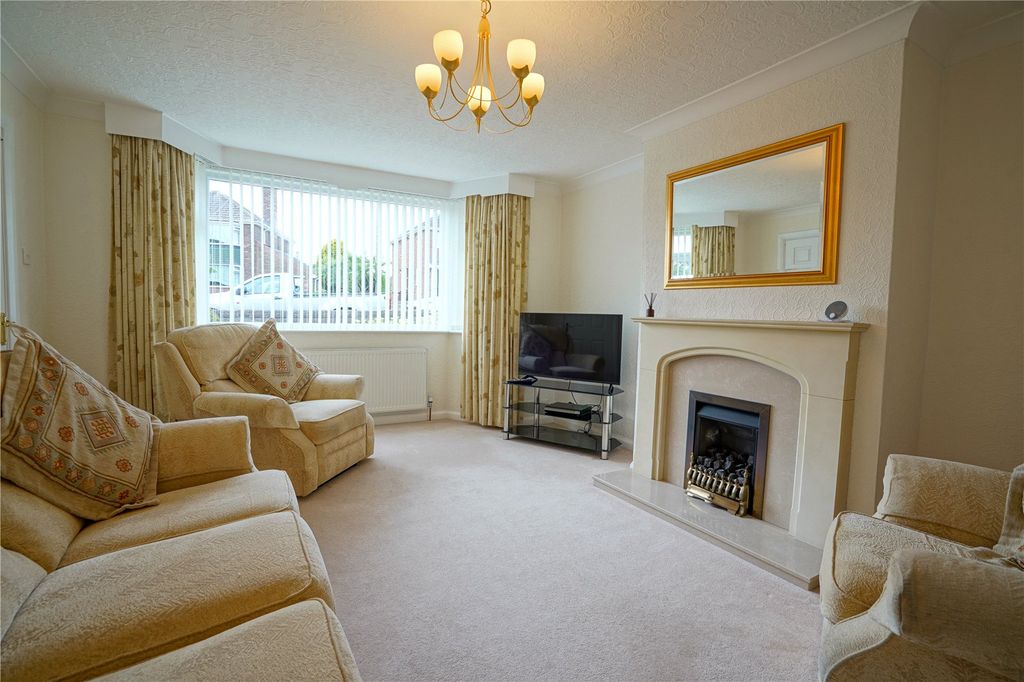 Property photo 2 of 19 Picture No. 10