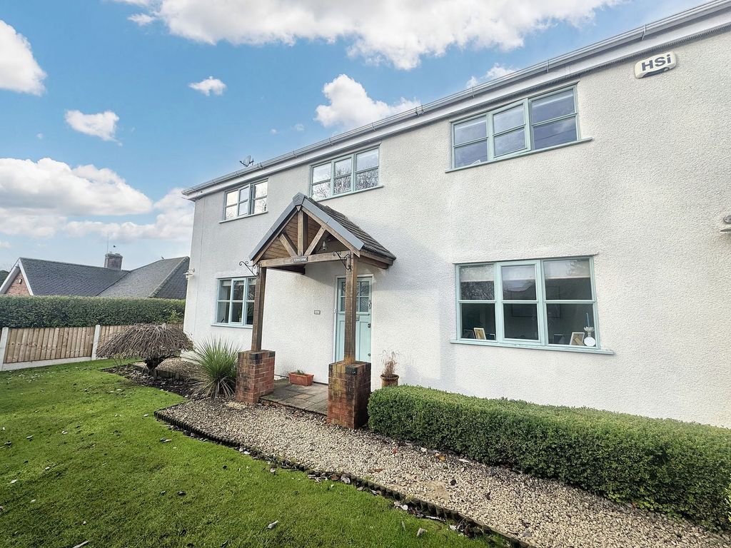 Property photo 2 of 53