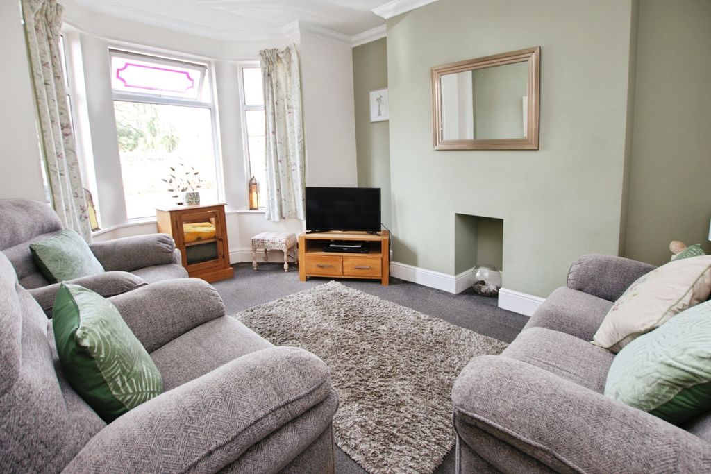 Property photo 2 of 16 5383491