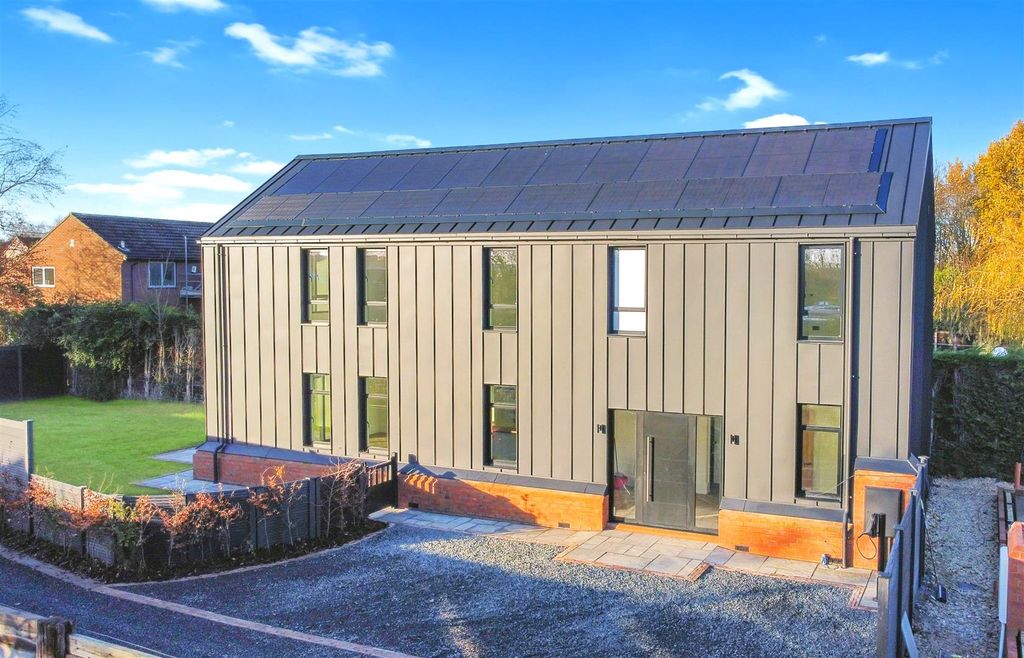 Property photo 1 of 25 Elevated Front Aspect 328