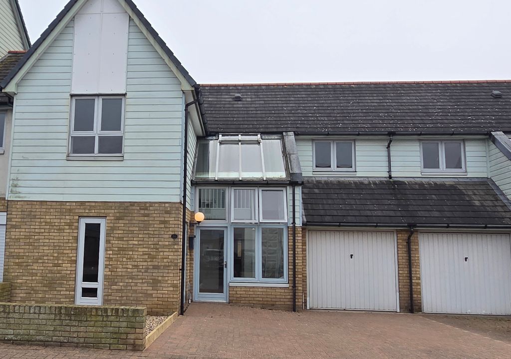 Property photo 1 of 14 Front View