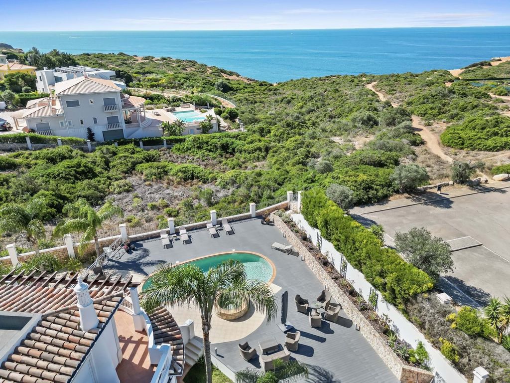 Property photo 3 of 30