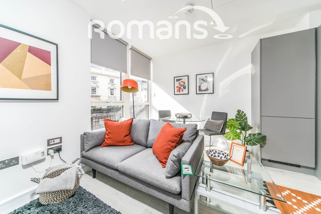 Property photo 3 of 11 4c1Ad361-4A2A-Ed11-9