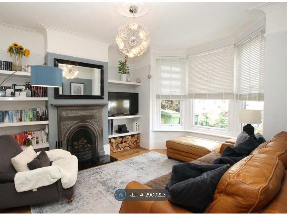 Property photo 1 of 23