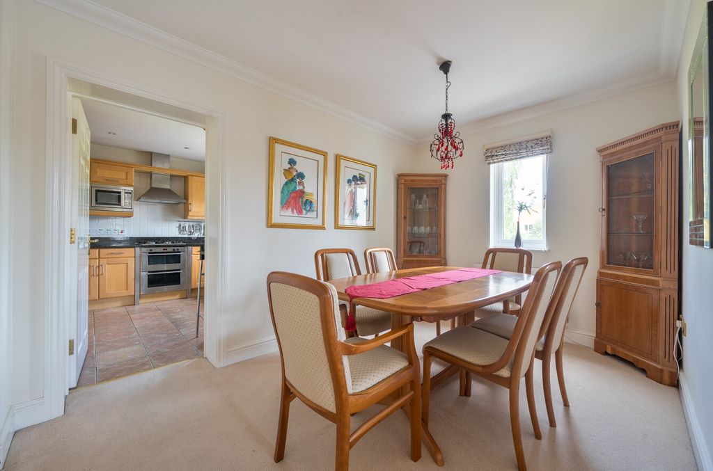 Property photo 3 of 10 1313560-4-685147B...