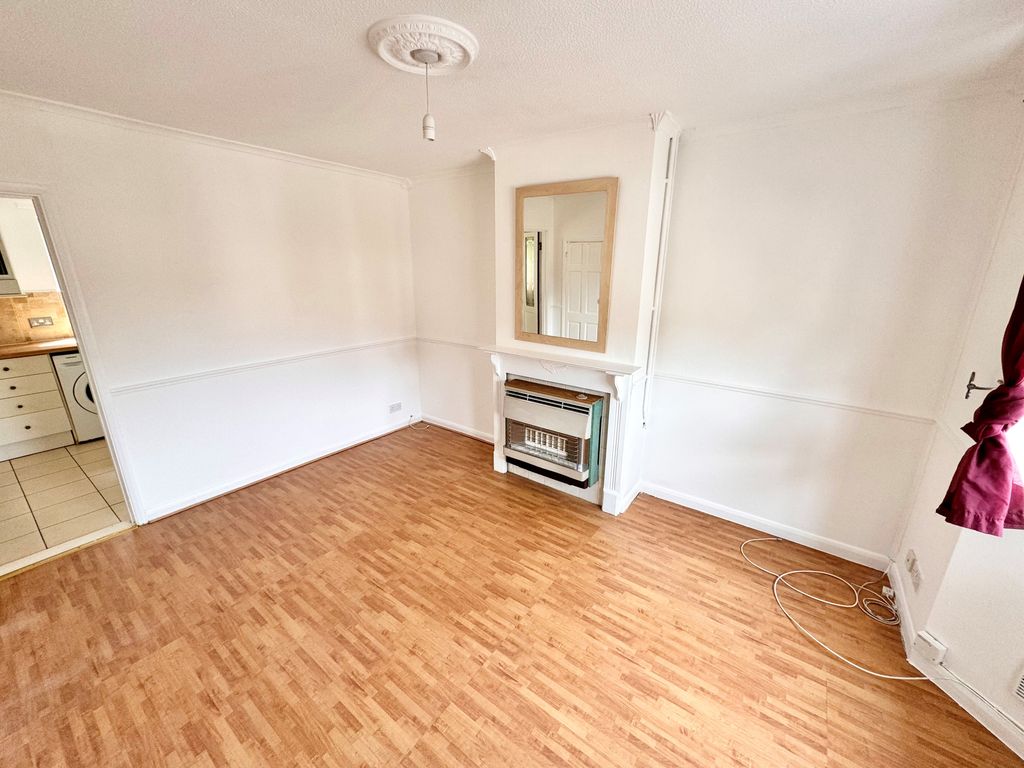 Property photo 3 of 8 56 Foxburrows - Living Room View 2