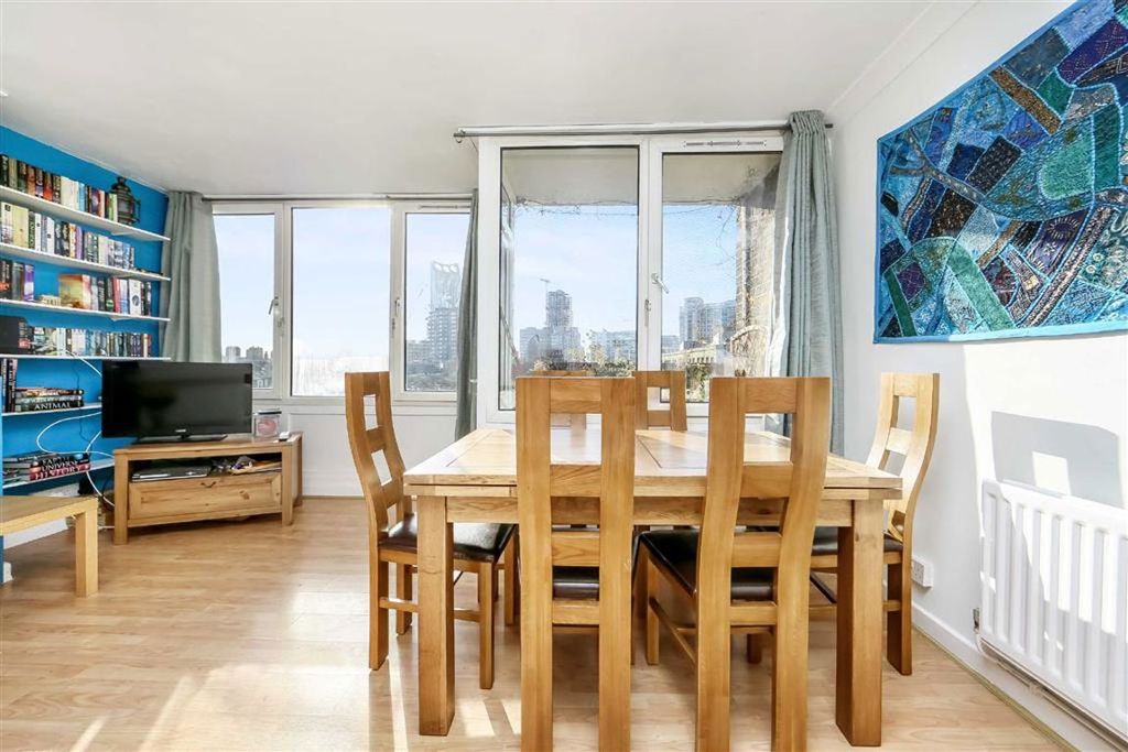 Property photo 2 of 3