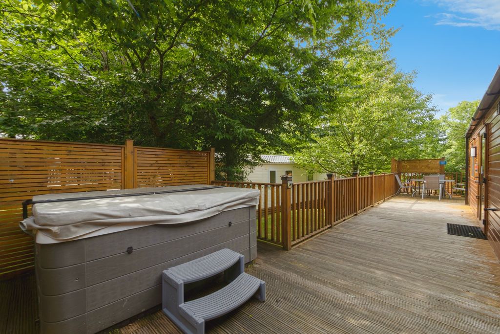 Property photo 3 of 16 Hot Tub