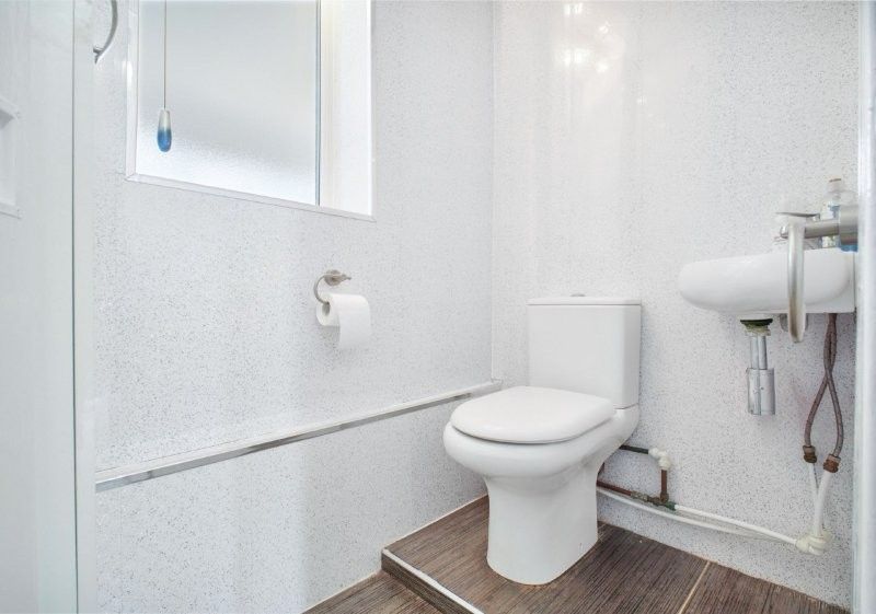 Additional image 5 of 4 bed detached bungalow for saleWhyte Avenue, Irvine KA12