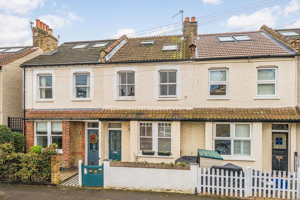 Property photo 1 of 7