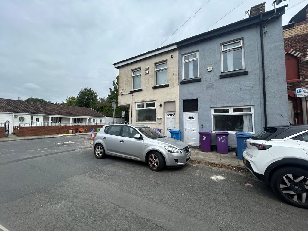 Property photo 1 of 8