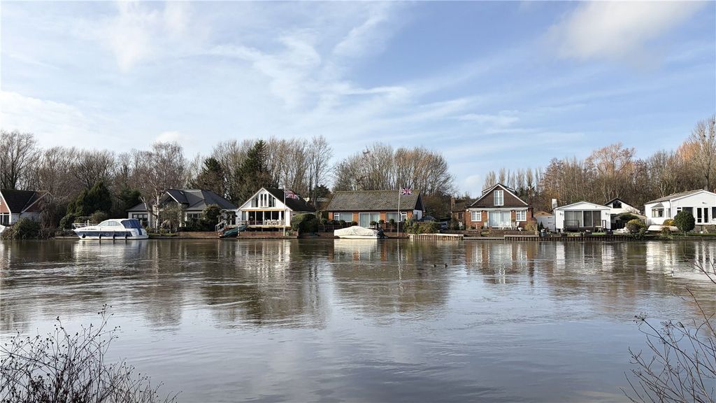 Property photo 2 of 18 Picture No. 26