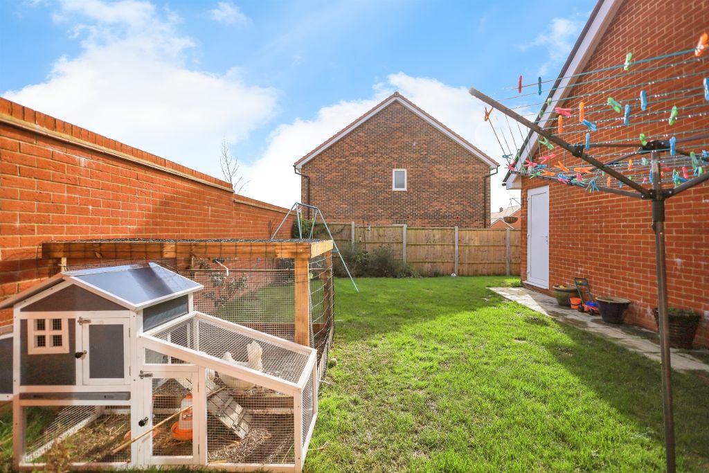 Property photo 2 of 17