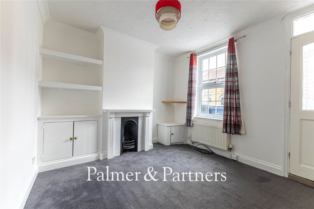 Property photo 3 of 15 Picture No. 04