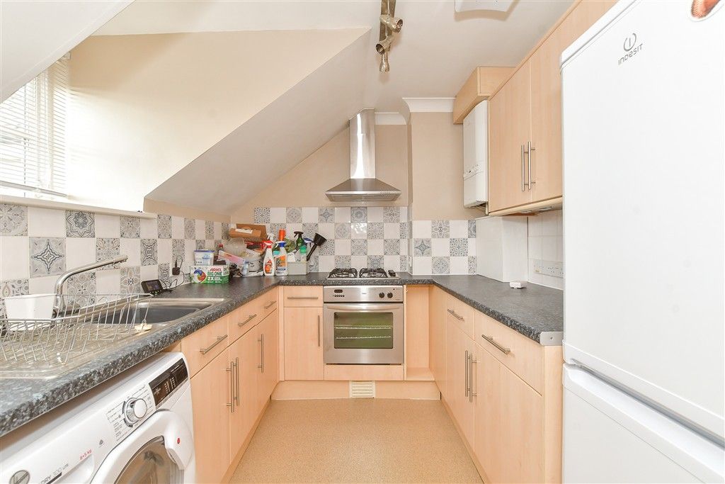 Property photo 1 of 9 Kitchen