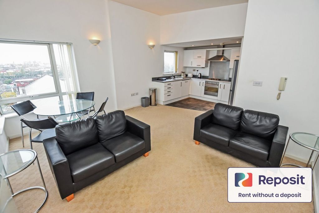 Property photo 2 of 15 Picture No. 30