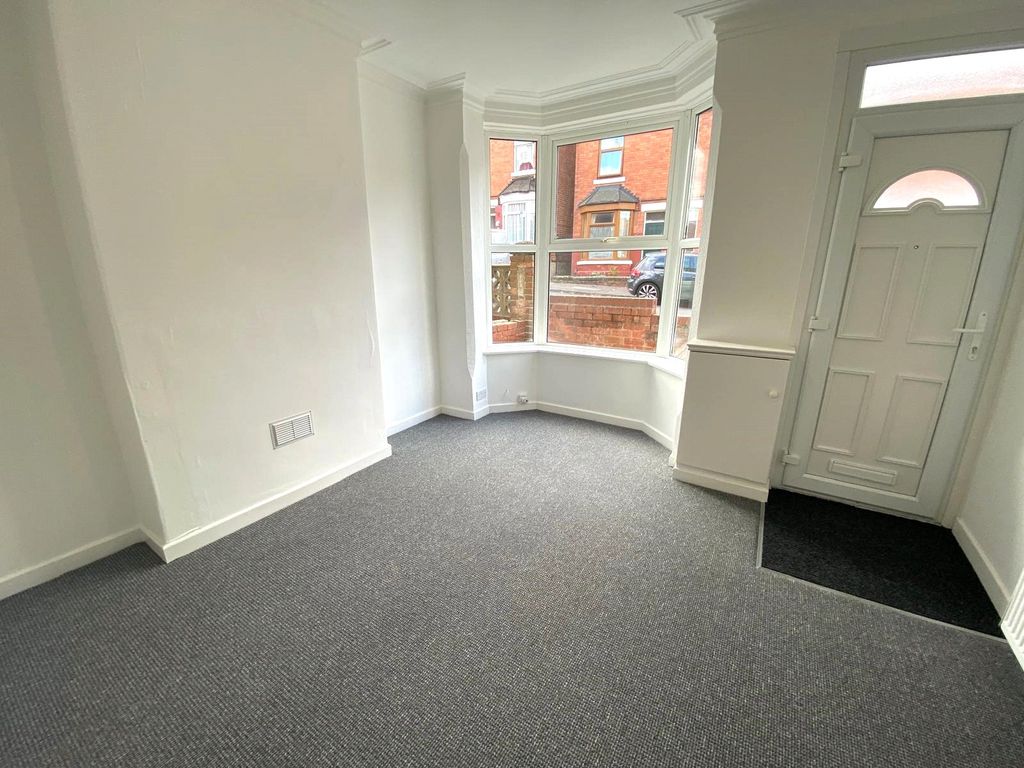Property photo 3 of 10 Picture No. 04