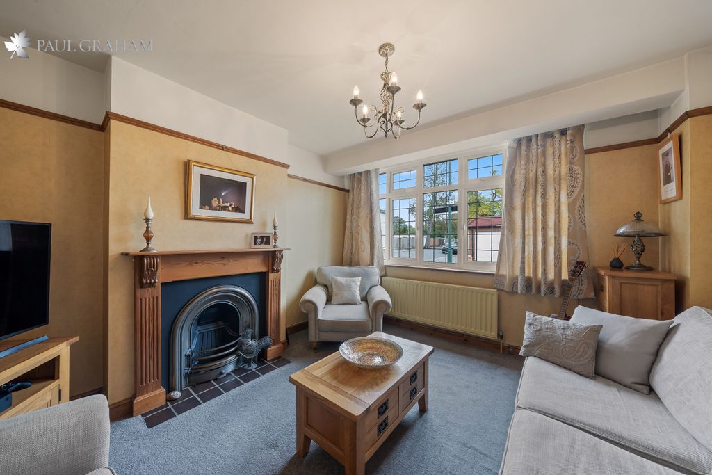 Property photo 3 of 22 Dsc03965