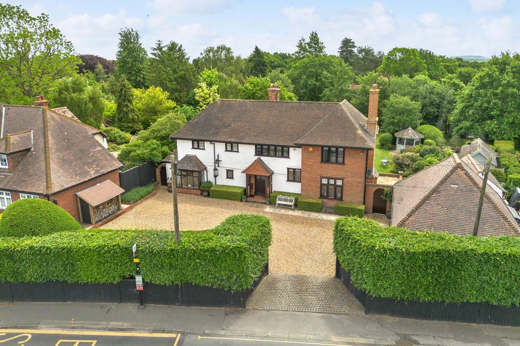 Property photo 1 of 73