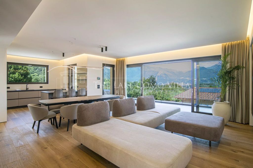 Property photo 3 of 65 Colico The Lake Como Villa- Villa Aura