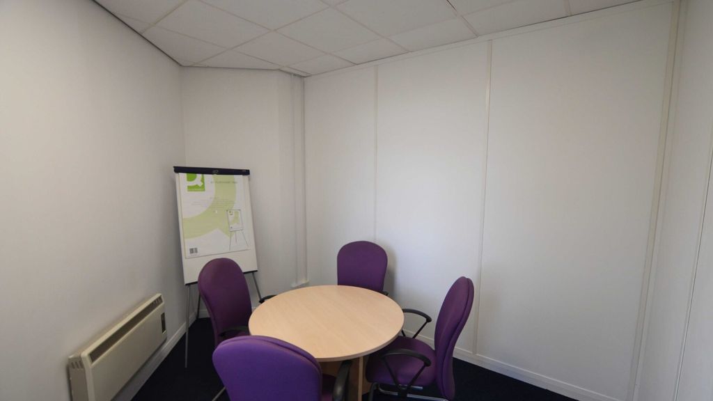 Property photo 2 of 6 Allied-Surveyors-Scotland-Unit 8, 15 Pitreavie Cou