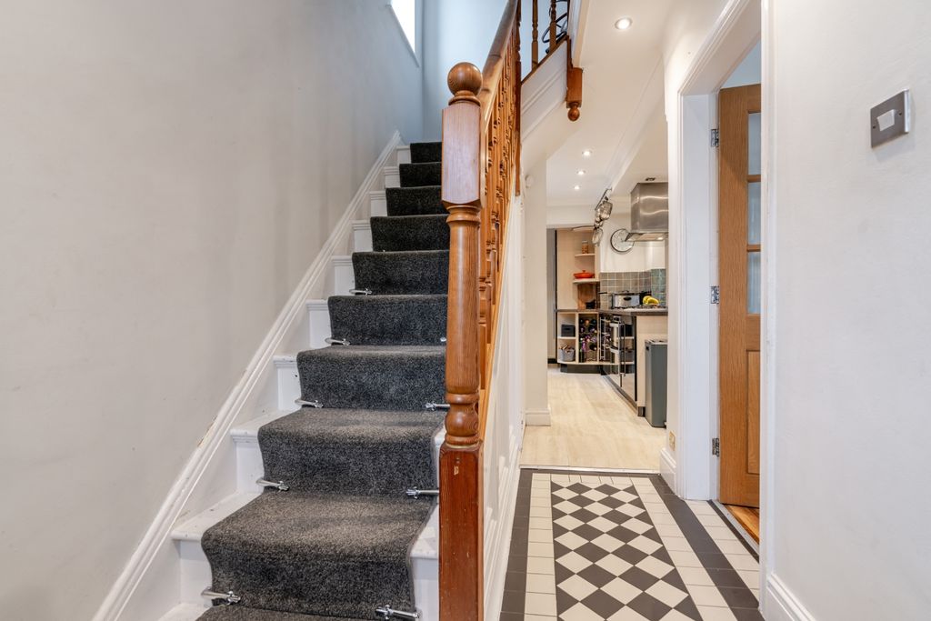 Property photo 3 of 16 Dsc07982 Copy