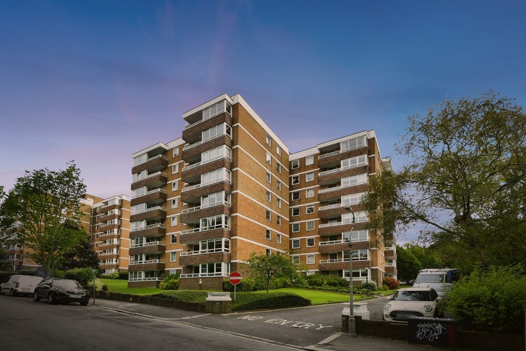 Property photo 2 of 18