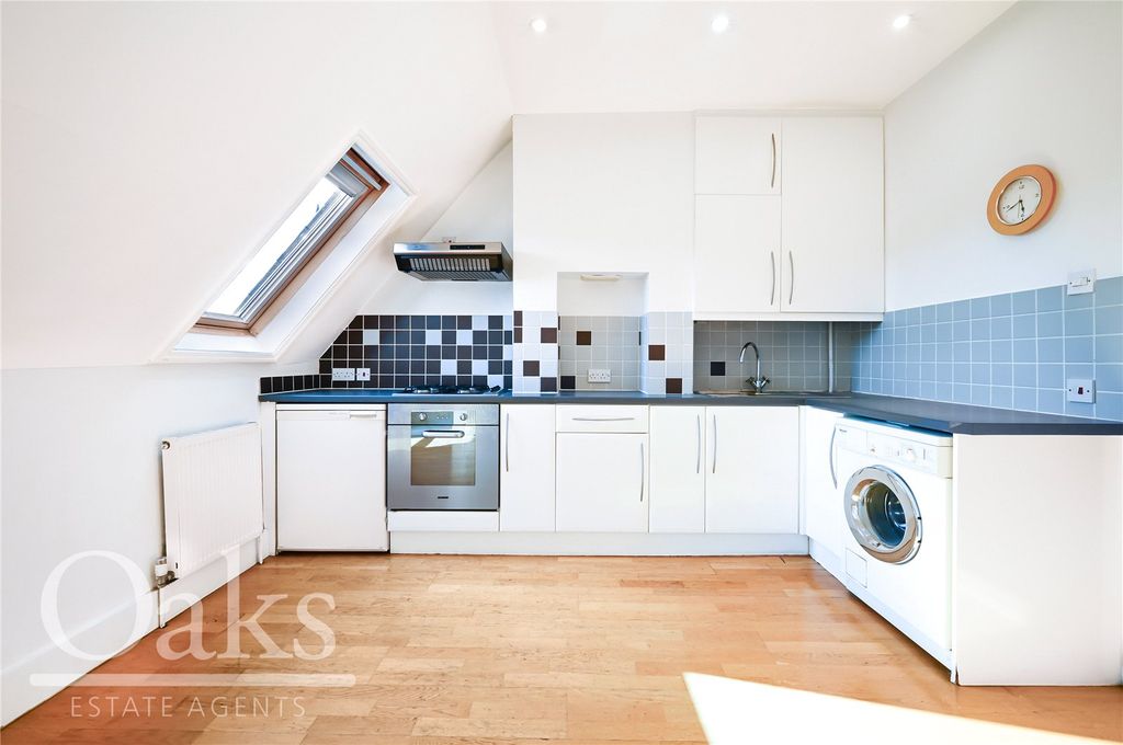 Property photo 2 of 8 Picture No. 04