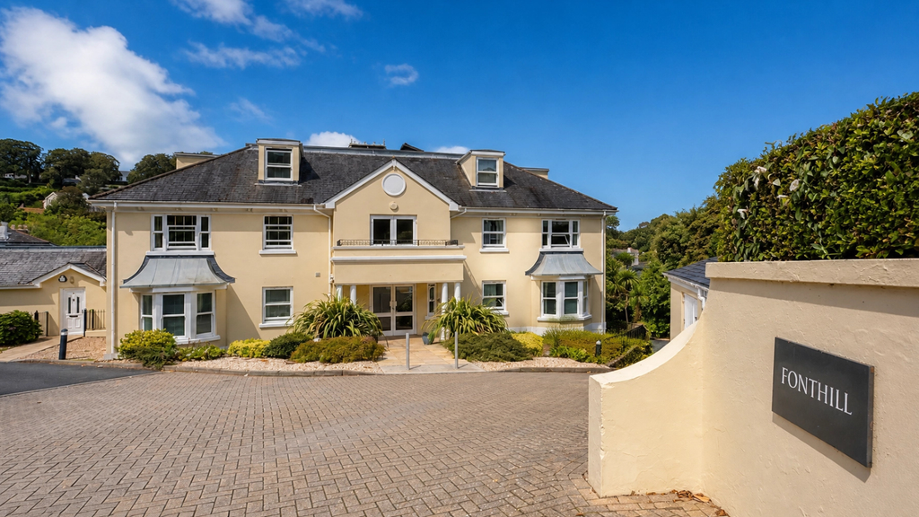 Property photo 1 of 14