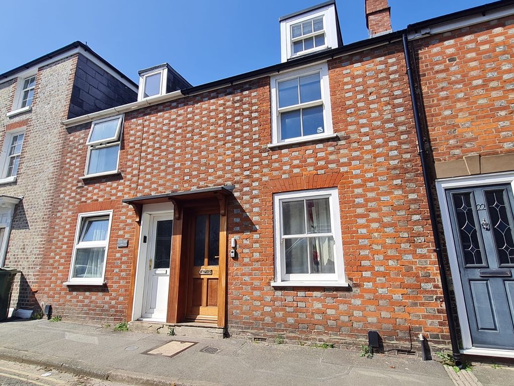 Property photo 1 of 11 Front