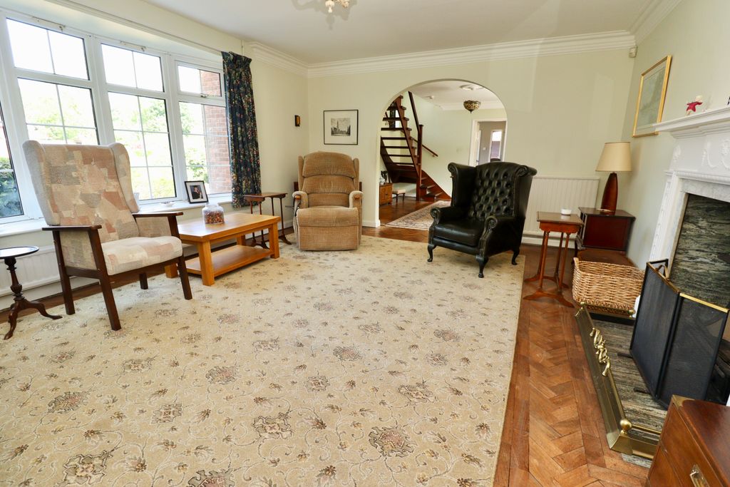 Property photo 2 of 26 Img_3953