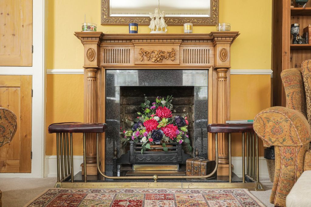 Property photo 2 of 19 Picture 2