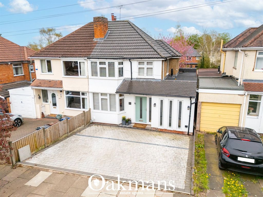 Property photo 2 of 45 Picture No. 08